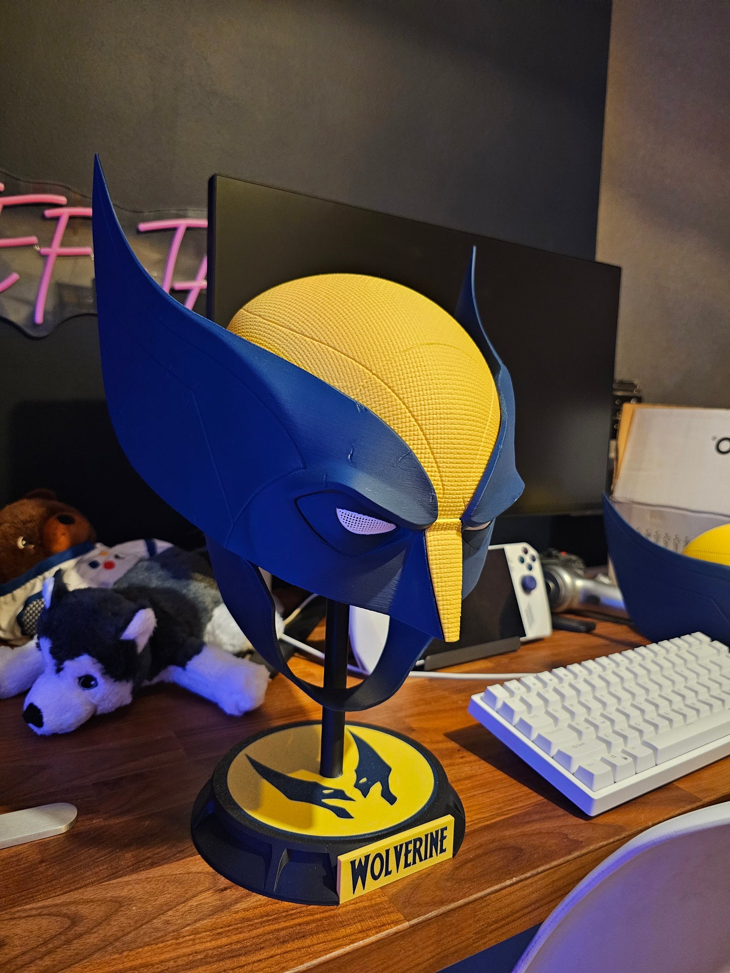 1. Wolverine Mask Cowl Helmet Deadpool 3 Replica Cosplay