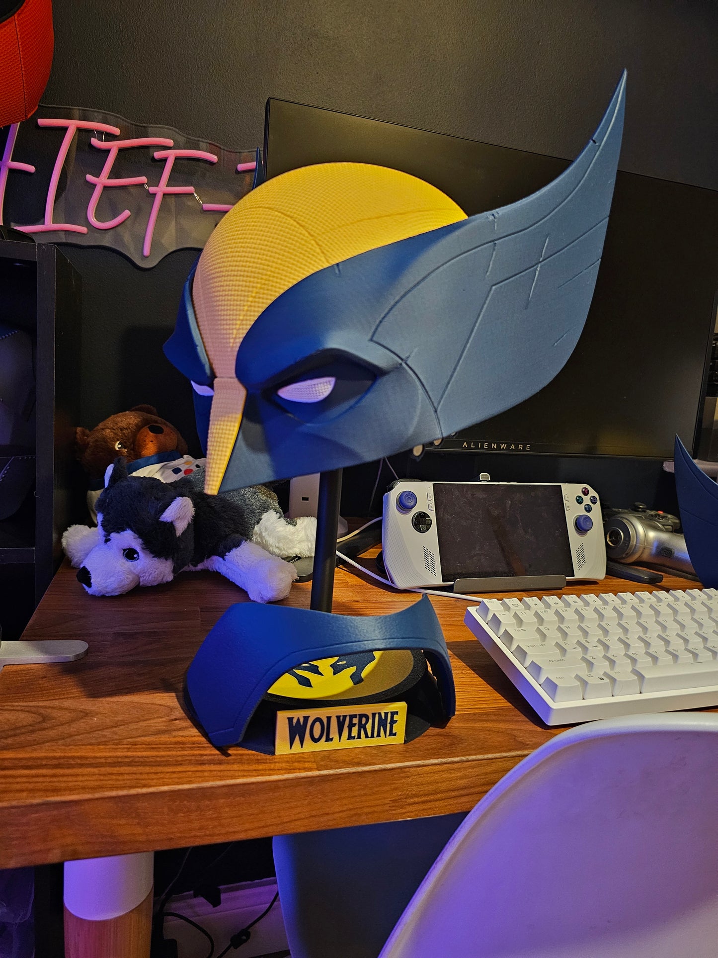 1. Wolverine Mask Cowl Helmet Deadpool 3 Replica Cosplay
