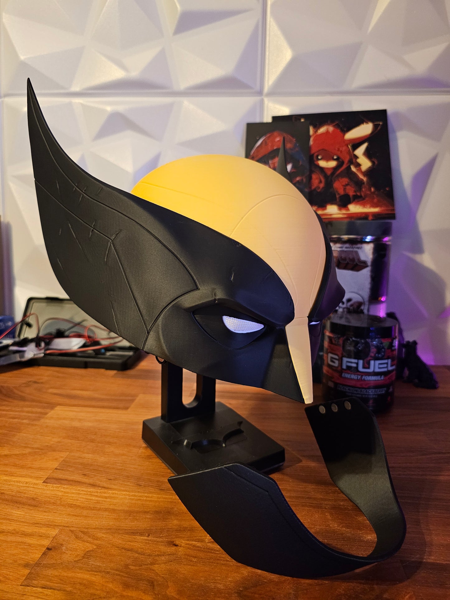 1. Wolverine Mask Cowl Helmet Deadpool 3 Replica Cosplay