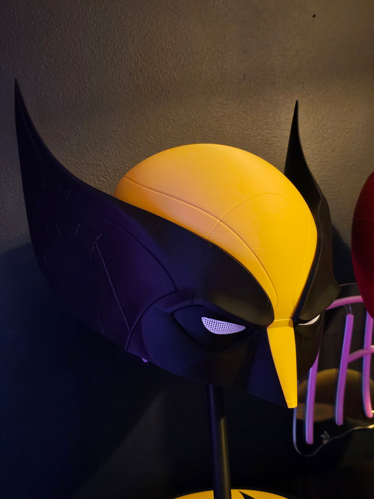 1. Wolverine Mask Cowl Helmet Deadpool 3 Replica Cosplay