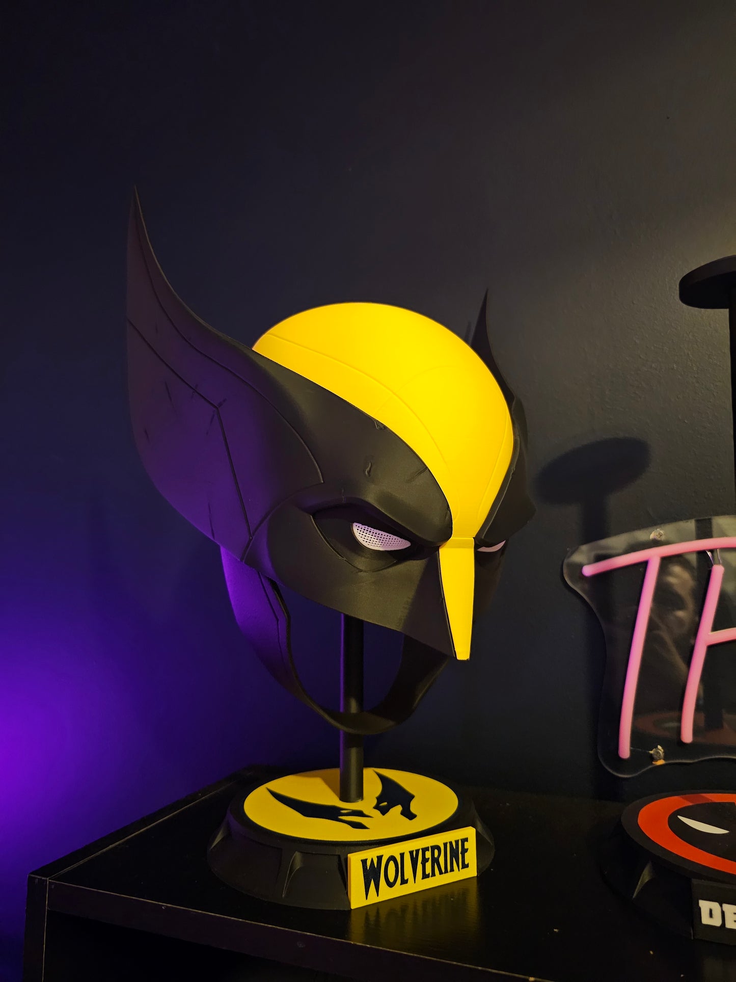 1. Wolverine Mask Cowl Helmet Deadpool 3 Replica Cosplay